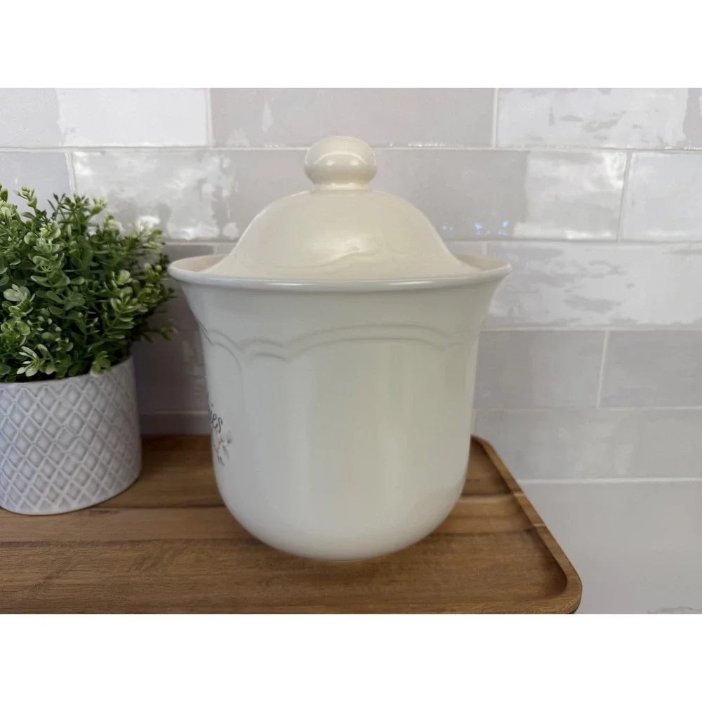 Pfaltzgraff Cookie Jar Tea Rose Floral 2.5 Qt Cream Vintage Cottagecore USA 507